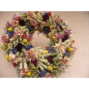 Věnec velký s přírodními růžemi