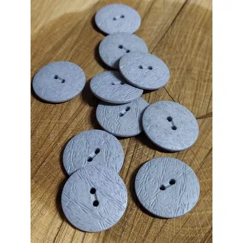 Knoflík Knoflík větší dvoudírkový barva šedá světlá