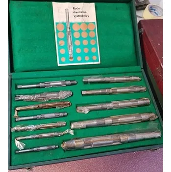 Výstružník Výstružník stavitelný - sada Narex, ČSN 221424, rozsah 10,25 - 33 mm. Níže větší fotky. (Narex. Třída jakosti I a. Nepoužité. Originální balení. Osvědčení jakosti a kompletnosti výrobku. Celkem 12 ks. Níže popis, pokyny. Kliknutím na obrázek, obrázek zvět