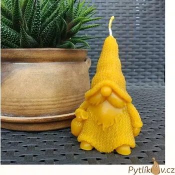 Svíčka Svíčka trpaslík velký 100% včelí vosk (Tato svíčka byla vyrobena ručně z pravého včelího vosku vyčištěného do nejvyšší možné kvality.)