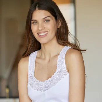 Sada 2 topů se širokými ramínky, z bavlny s krajkou, bez bočních švů bílá 50