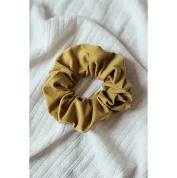 Hořčicově žlutá manšestrová gumička scrunchie