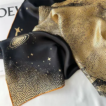 Šátek Hedvábný šátek Bájný měsíc 110x110 cm v dárkovém balení, HEDVÁBNÝ SVĚT