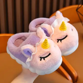 Dívčí obuv Unicorn (Jednorožci) Dětské bačkory "Jednorožec" s protiskluzem, vel. 22-37 Barva: Fialová, Velikost: 36-37