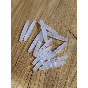 Knoflík Knoflík tenký dlouhý dvoudírkový barva bílá-čirá