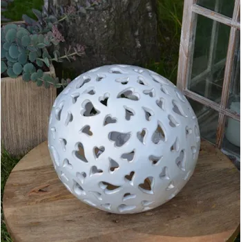 Zahradní dekorace Keramická koule na svíčku se srdcem 30 cm Motiv: Bílá