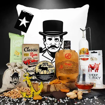 Dárkový potravinový koš Persi - Dárkové balení s rumem pro chlapa k narozeninám anebo vánocům