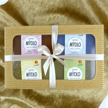 Kosmetická sada Čtyři jemná mýdla dárkově (Sada přírodních mýdel s pěsticími oleji)