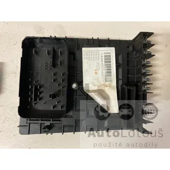 Blok pojistkový pro motorový prostor 1K0937125D