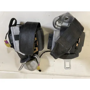 Návlek na bezpečnostní pás Bezpečnostní pásy Vw Golf 4 IV 1J3857705J/706J