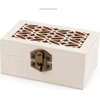 Dárková krabička Menší přírodní dřevěná krabička k dozdobení, s děrovaným dekorativním víčkem