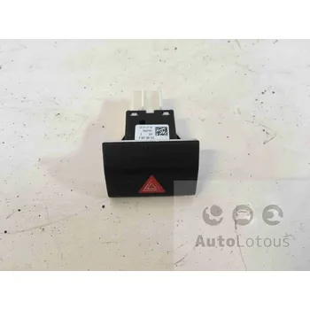 Spínač varovných světel Superb 2 3T0953235D