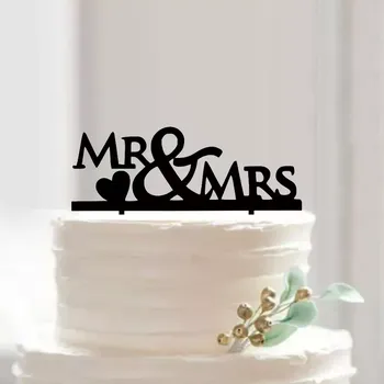 Svatební dekorace Dřevěná dekorace na svatební dort - Mr, Mrs 15x10cm, 2ks