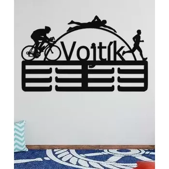 věšák na medaile Dřevěný držák na medaile se jménem TRIATLON - Osobní dekorace pro triatlonisty - 30x14 cm