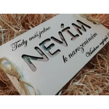 Originální přání k narozeninám - Dřevěná obálka na peníze Nevím