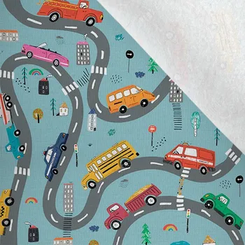 Funkční termo úplet s počesem auta na mentolové cestě