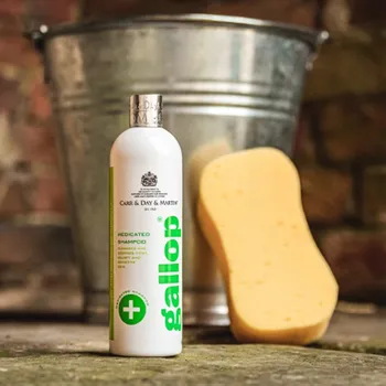 Kosmetika pro koně CDM Gallop Medicated šampon 500ml