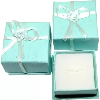 Dárková krabička Dárková krabička světle modrá 4,5 x 4,5 x 3 cm