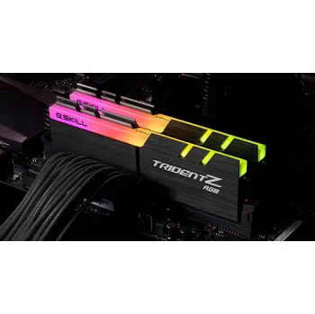 Operační paměť G.Skill Trident Z RGB F4-4000C18D-32GTZR paměťový modul 32 GB 2 x 16 GB DDR4 4000 MHz