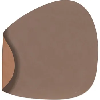 prostírání Prostírání CURVE NUPO 37 x 44 cm, oboustranné, lanýžová / starorůžová, kůže, LIND DNA - doprava zdarma od 2999 Kč