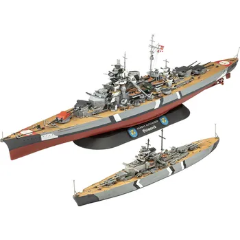 Revell The Legendary Bismarck Gift-Set…