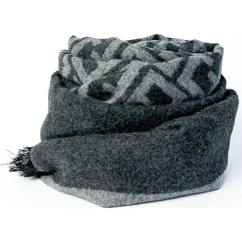 Šála Vzorovaná pánská šála v šedé barvě