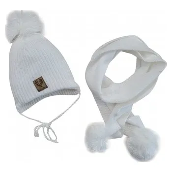 Kojenecký body Dvouvrstvá pletená čepička na zavazování + šál s bambulky, bílá; 56/62 (0-3m)