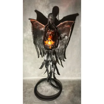 Svícen Ručně kovaná socha strážného anděla