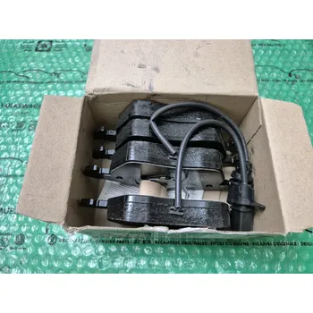 Brzdová destička Originální díl Škoda přední brzdové destičky Škoda Superb I (3U) 4B0698151N