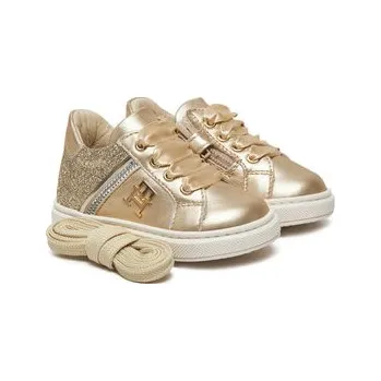 Pánské tenisky Sneakersy Tommy Hilfiger Sneaker Bassa Allacciata T1A9-33932-0829 M Zlatá 21