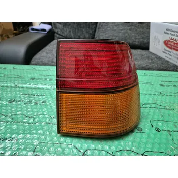 Zadní světlomet Originální díl Seat pravé zadní vnější světlo Seat Toledo GL 1L0945112D