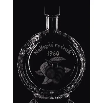 Lahev na slivovici 0,7l nejlepší ročník 1960 - ručně ryté (broušené), dárková krabička, možnost jména na přání