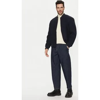 Mustang Jeansy Toledo 1015528 Tmavomodrá Loose Fit 32_33