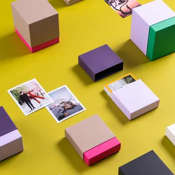 Rám na obraz Hnědo-růžová krabička na fotky (200 fotek)