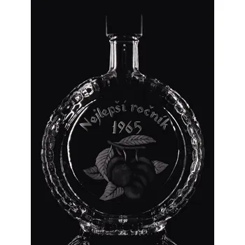 Lahev na slivovici 0,7l nejlepší ročník 1965 - ručně ryté (broušené), dárková krabička, možnost jména na přání