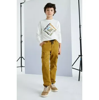 Chlapecké kalhoty Chlapecké Cargo kalhoty Mayoral 7541-75 hnědookrové velikost 152