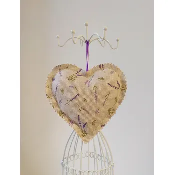 Levandulové srdce DROBNÁ LEVANDULE 1