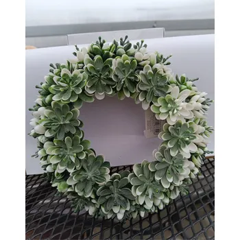 Věnec Dekorativní věnec 20cm