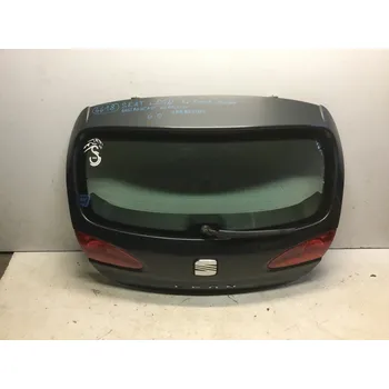 Dveře karosérie 5 Dveře Seat Leon II.RV 2005-2009 1P0827024