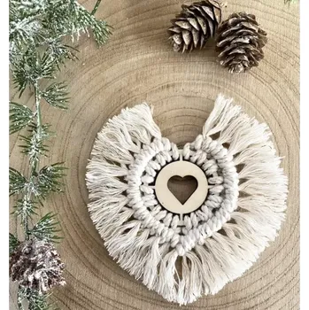 Vánoční dekorace Dřevěný výřez pro výrobu macrame vločky - SRDCE