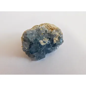 Přírodní kámen DRŮZA CELESTIN Madagaskar - velikost menší, cca 3 cm, 20 - 50 g