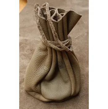 kožený měšec Barva: hnědá5