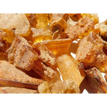 Přírodní kámen JANTAR Madagaskar, cca 3,5 - 4 cm, 5 - 10 g