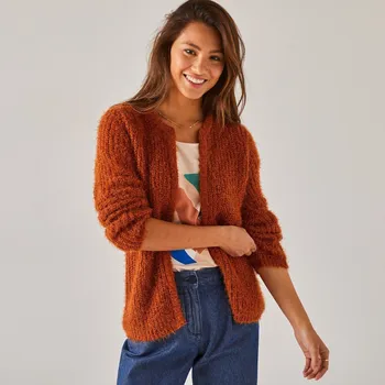 Dámská móda Svetr z úpletu s vlasem, pro menší postavu karamelová 46/48