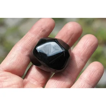 Přírodní kámen OBSIDIÁN APAČSKÉ SLZY - USA, cca 2,5 - 3 cm, 30 - 40 g