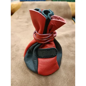 kožený měšec Barva: černá/červená