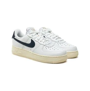Dámské tenisky Sneakersy Nike Air Force 1 '07 Flyease HJ9122 100 Bílá 36