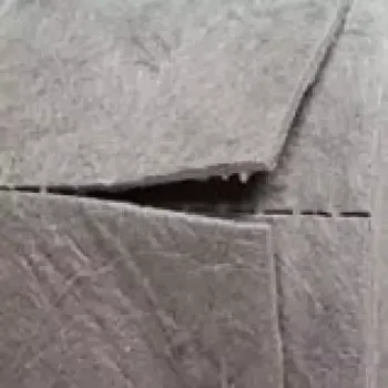 Sorbent UNIVERZÁLNÍ SORPČNÍ PERFOROVANÝ LEHKÝ KOBEREC - SORBENT ZÁKLADNÍ (80 cm x 50m)