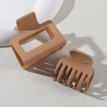 Střední módní sponky na vlasy | dámské vlasové doplňky | účesové sponky 3 ks - celá hnědá