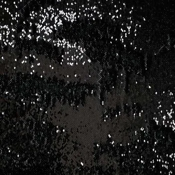 Galanterie Černé obracecí flitry na tylu, š.120/140